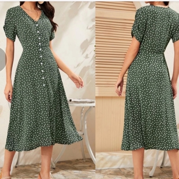 CLEAR OUT CLOSET PRICE DROPPED AND FIRM EVERTHING MUST GO - Picture 2 of 5